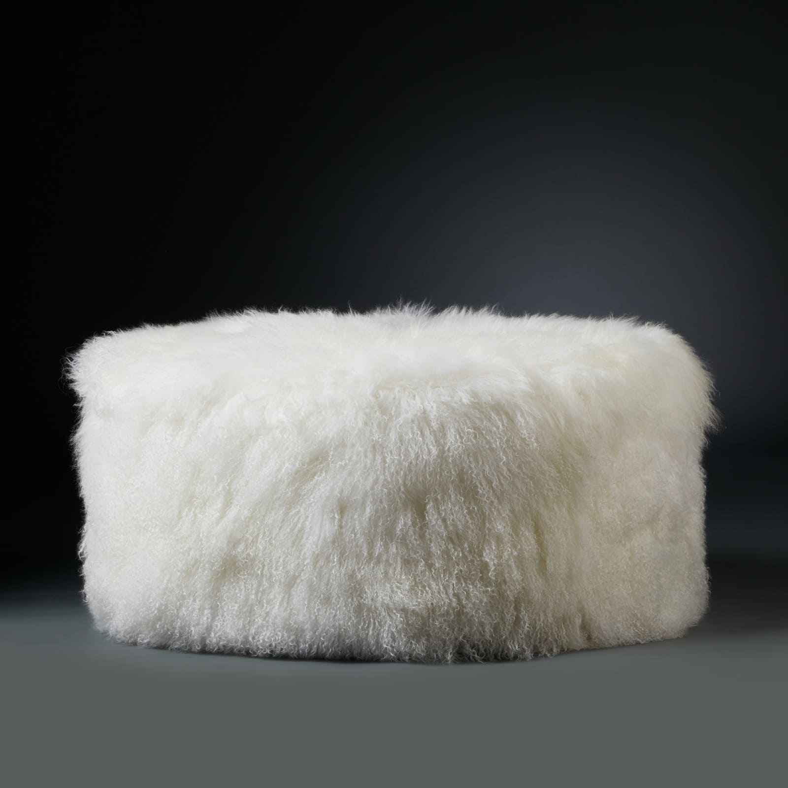 Pouf  tibetan lamb fur, White
